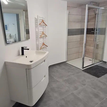 Gite Contemporain 130m² Avec Terrasse, Foret, 3 Chambres, Parking Prive, Linge Inclus - Fr-1-584-322
